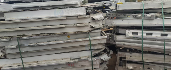 供应：四十吨铝合金，汽车底盘拆料