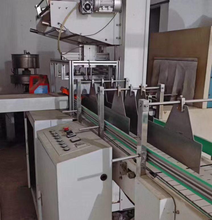 合肥市地区公司闲置处理自动塑包机、伟迪捷油墨喷码机、四台吹瓶机加烘箱、饮料罐装机、纯净水净化设备