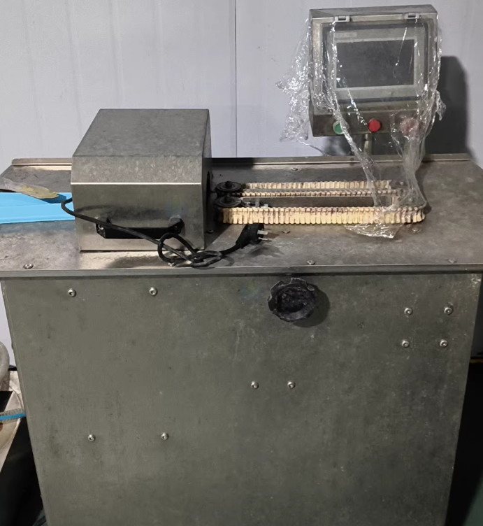 海口市地区处理食品设备一批