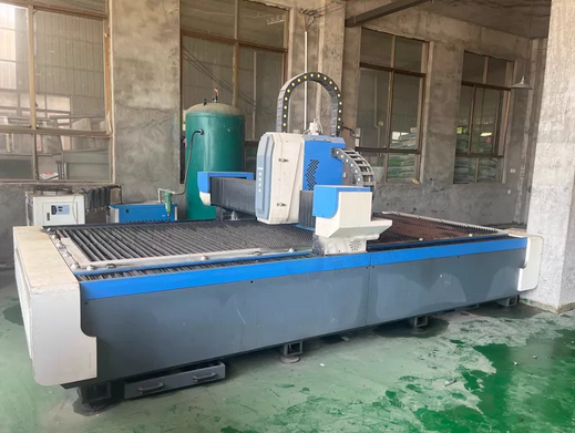 南昌地区处理自用锐捷1530A光纤激光切割机