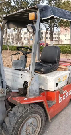 潍坊市地区处理合力QH SERIES 30叉车