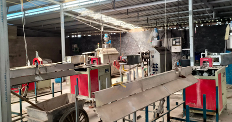 濮阳市地区工厂处理四套塑料挤出生产线