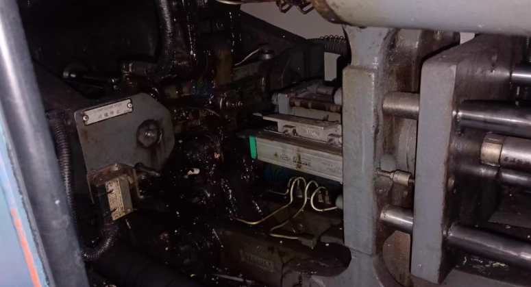 苏州市地区工厂处理海天机器90T带机械手