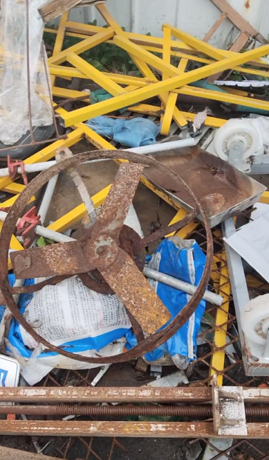 湖州地区处理废铁约2吨