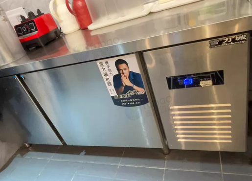 上海地区餐厅处理1批制冰机、消毒柜、保温台等设备