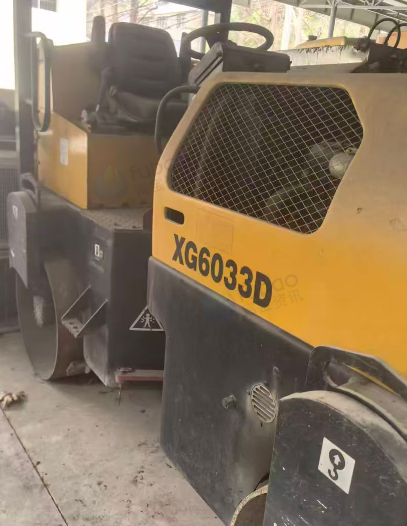 供应：2台压路机