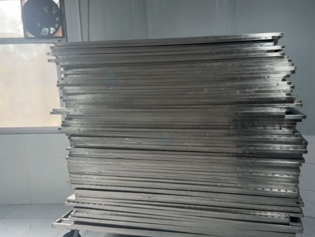 恩施地区工厂处理食品厂设备一批