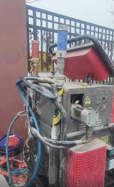 上海地区处理聚脲喷涂机