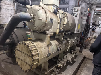 沧州市地区处理大连冷冻机LSBLG17.3C120B冷水机组