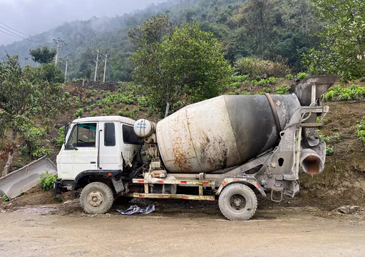 百色地区处理6方搅拌车