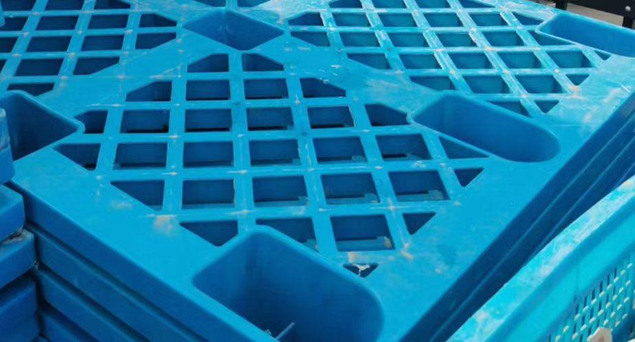 宿州市地区处理一批网格塑料托盘