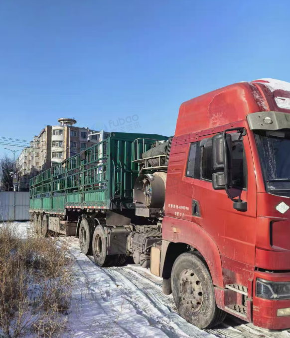 长春市地区处理解放天V400LNG牵引车