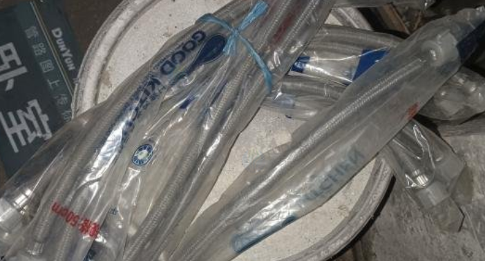 商丘市地区处理先关、线包、水管件等