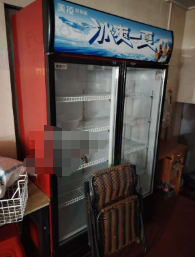 莆田市地区处理2个展示柜、货架、单孔水池