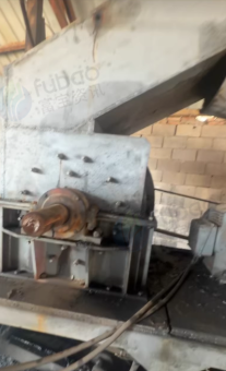 临沂市地区处理机油滤芯粉碎机