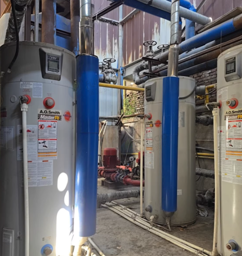 南通市地区工厂处理BTC-33史密斯商用燃气热水器3台