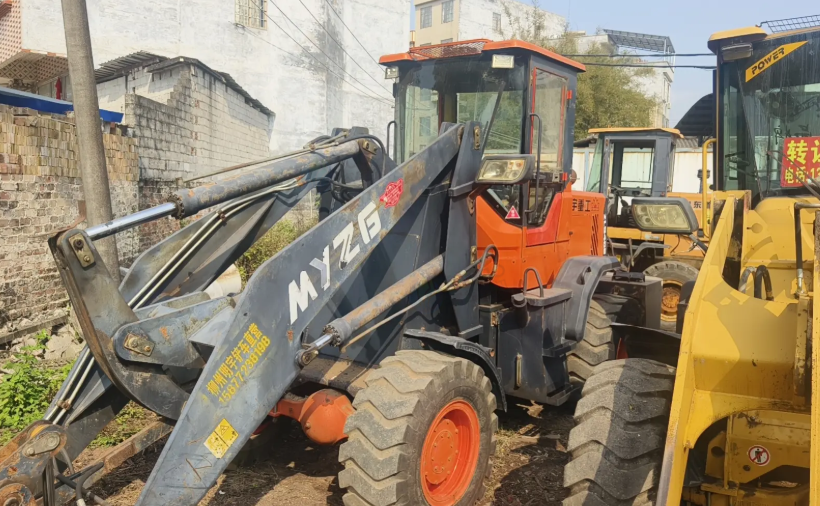 贵港市地区处理2台明宇948-946抓木机