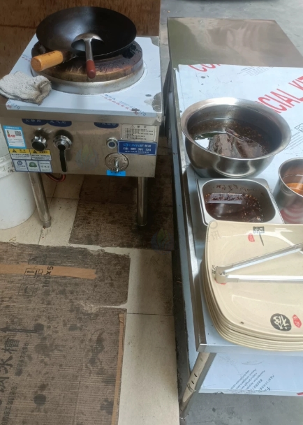 东莞市地区处理餐饮店整体设备