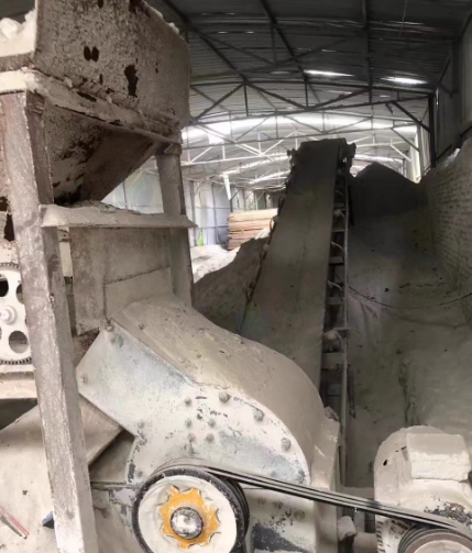 咸阳市地区处理30装载机、二灰石拌料机