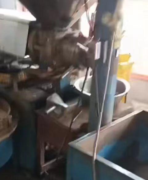 郑州市地区处理华兴170榨油机