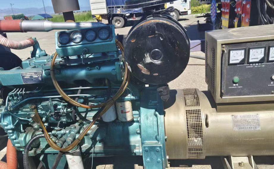 平顶山市地区闲置处理120KW柴油发电机组