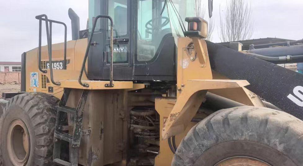 巴彦淖尔市地区处理三一SYL953H装载机