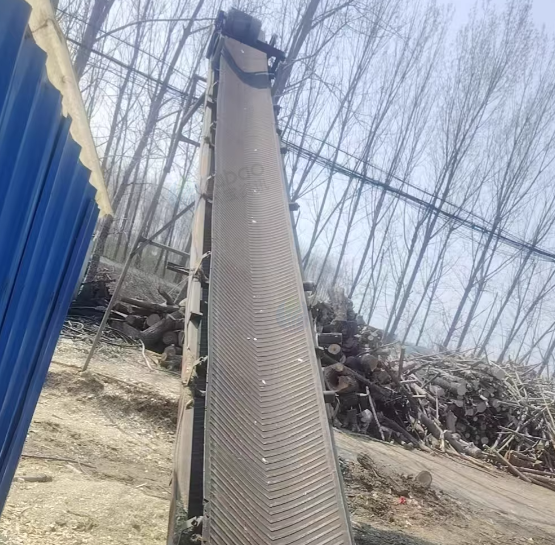 潍坊市地区工厂处理木片加工生产线