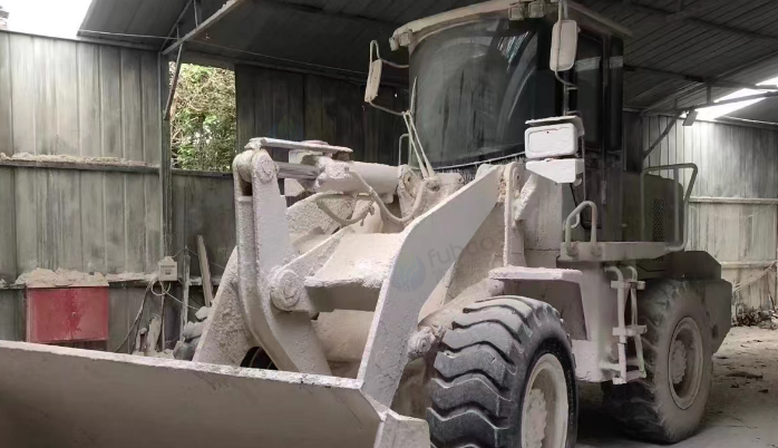 咸阳市地区处理30装载机、二灰石拌料机