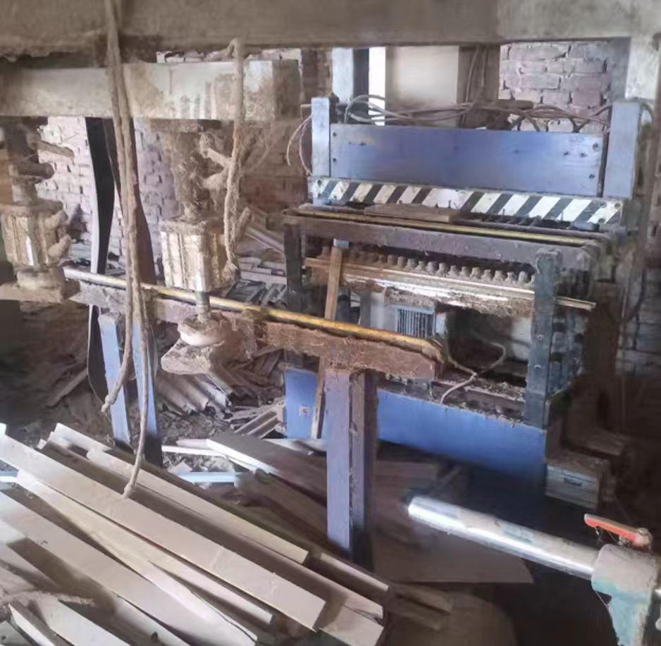 周口市地区处理气泵、封边机、压刨机、电脑刻花机等木工设备