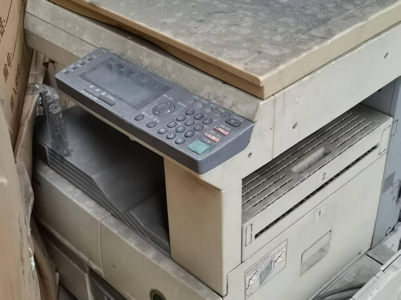 4月28日重庆九龙坡区振兴电力安装总公司存货、设备一批转让公告