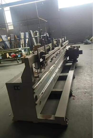 佛山市地区处理锐匠护墙板加工中心H2