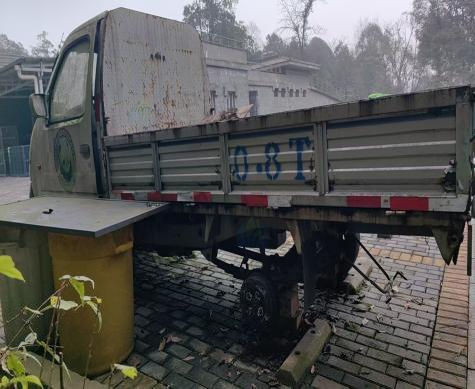 4月24日阿坝自然保护区管理局17辆报废车转让公告