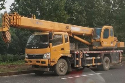 郑州市地区处理新飞工12吨汽车吊