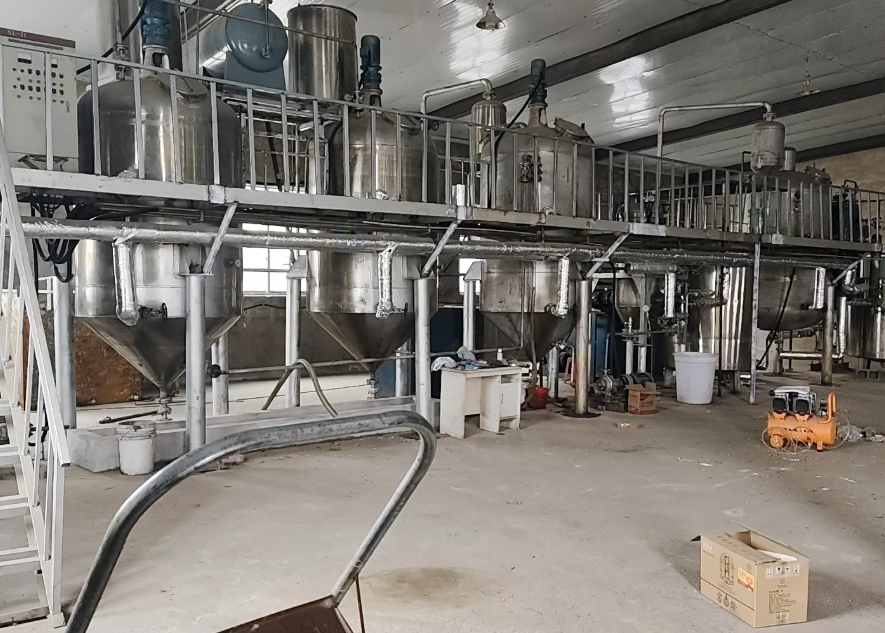 沈阳市地区工厂处理炼油设备一套