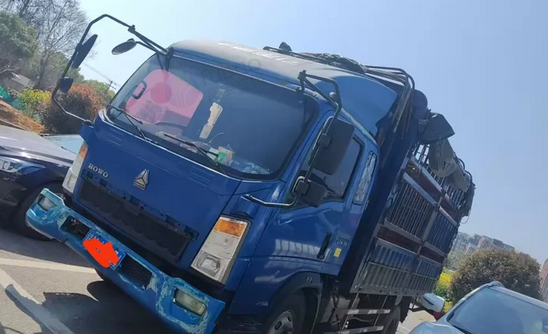 景德镇市地区处理16年4月的重汽豪沃货车