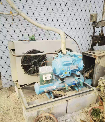 潍坊市地区处理活动冷库一套