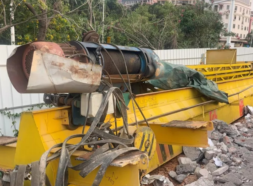 东莞市地区处理13米宽50米长10吨龙门吊