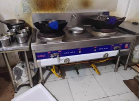 南阳市地区处理饭店设备一批