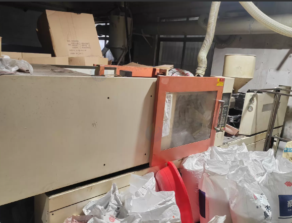 常州市地区工厂处理注塑机3台