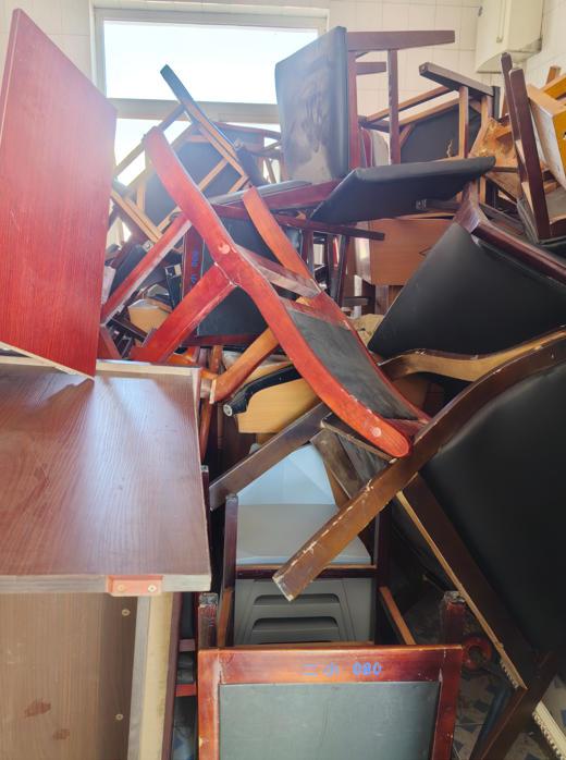 4月24日银川市学校一批报废资产2582件转让公告