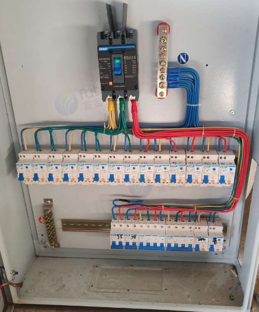 通辽市地区处理松木方子、配电箱、断路器