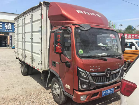 北京地区处理福田奥铃4.2米箱车