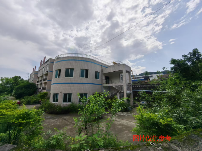 4月14日重庆忠县长轴锻造公司所有的房屋建筑物、构筑物、土地使用权及机器设备整体转让公告