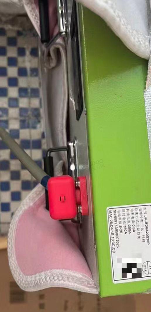 酒泉市地区处理光伏板、逆变器、磷酸铁锂电池等太阳能发电设备