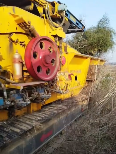 武汉市地区个人处理履带式破碎机