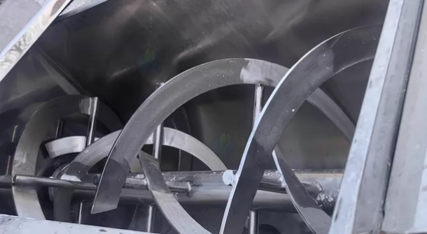 青岛市地区处理300升螺带混合机