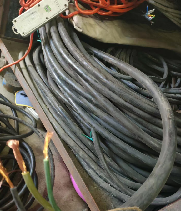 长春市地区个人处理5芯纯铜电线