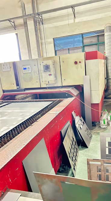 宁波市地区工厂处理3015一1000瓦光纤激光切割机