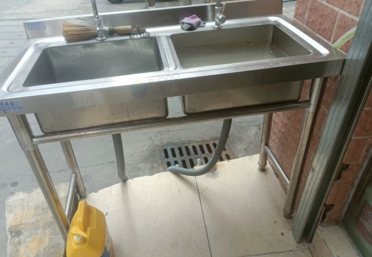 东莞市地区处理餐饮店整体设备