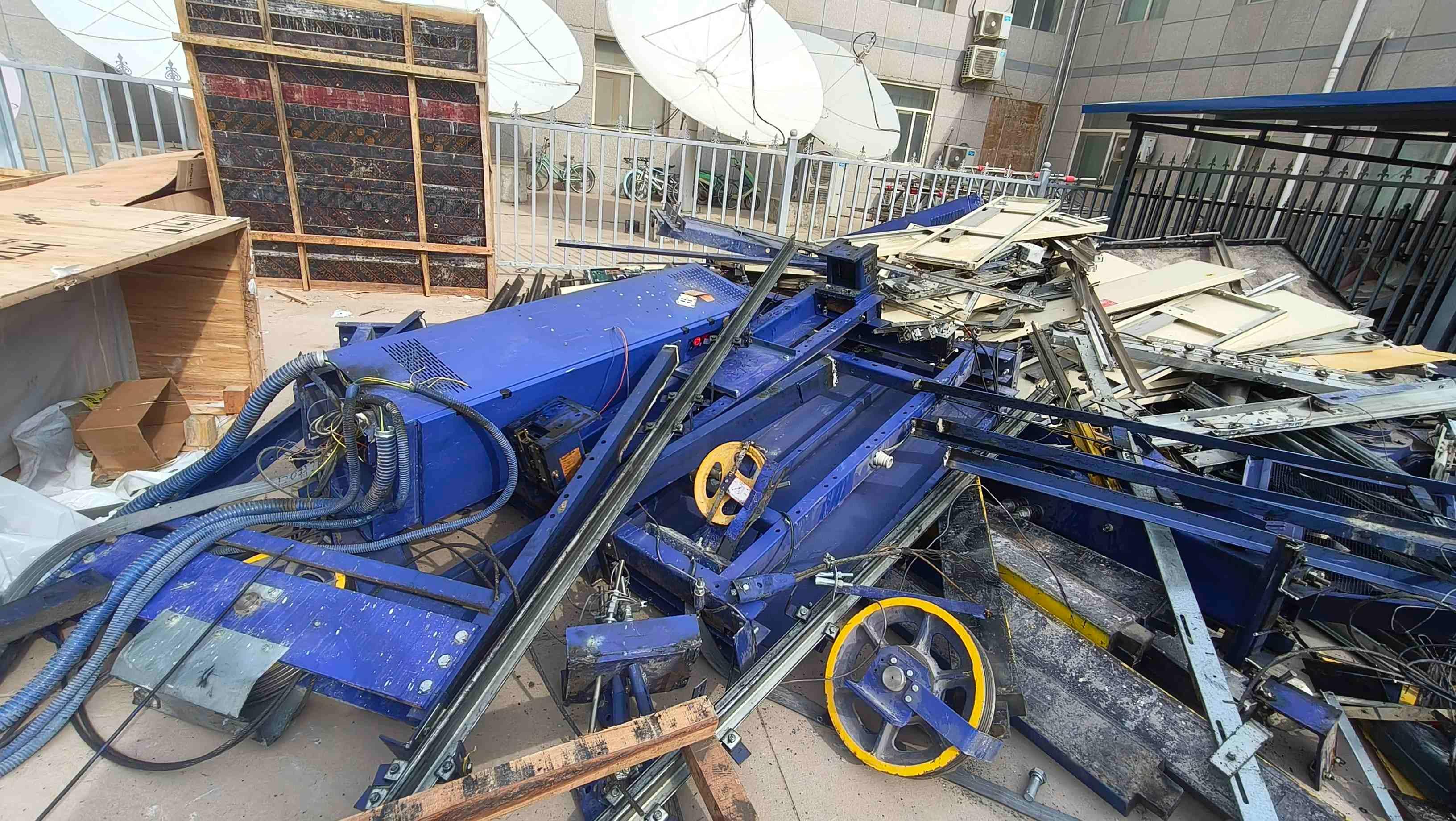 4月30日中卫一批报废资产44项转让公告